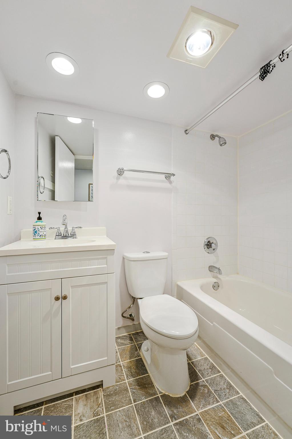 106 North Harrison Road Sterling, VA 20164 - Photo 17 of 23 bathroom 3
