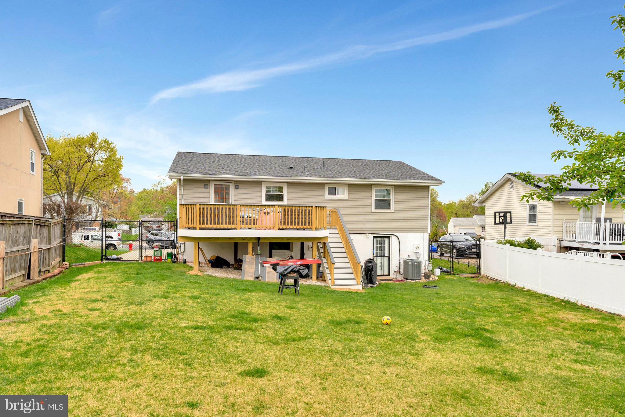 106 North Harrison Road Sterling, VA 20164 - Photo 21 of 23 house back