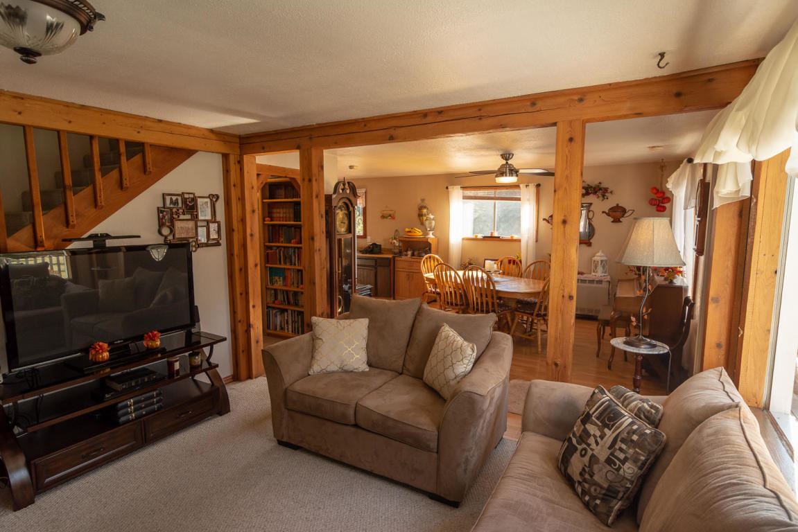 502 Harworth Road Newport, WA 99156 - Photo 4 of 20 Gallery Image 4