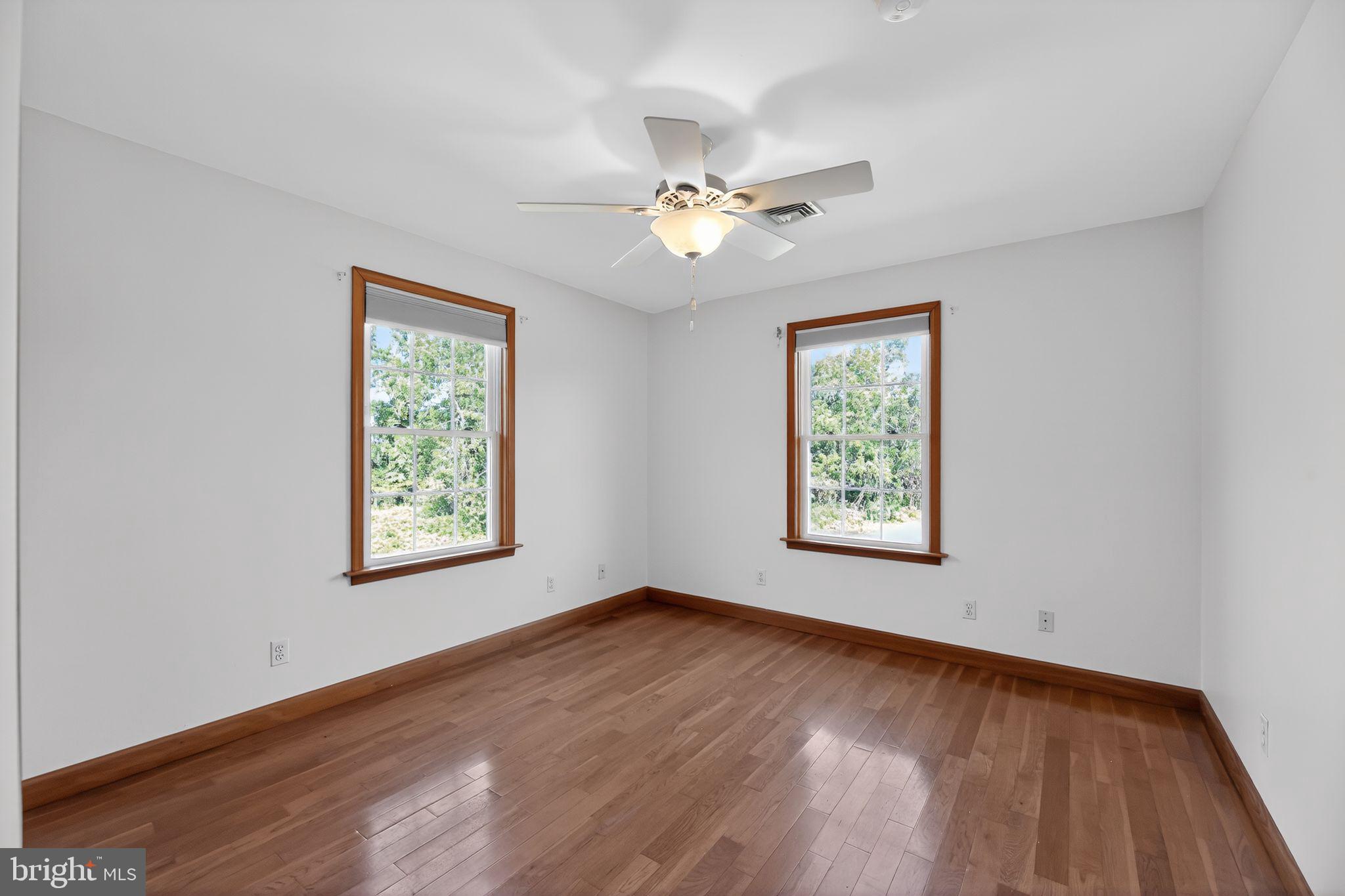 111 Heilig Road Sewell, NJ 08080 - Photo 24 of 39 Gallery Image 24
