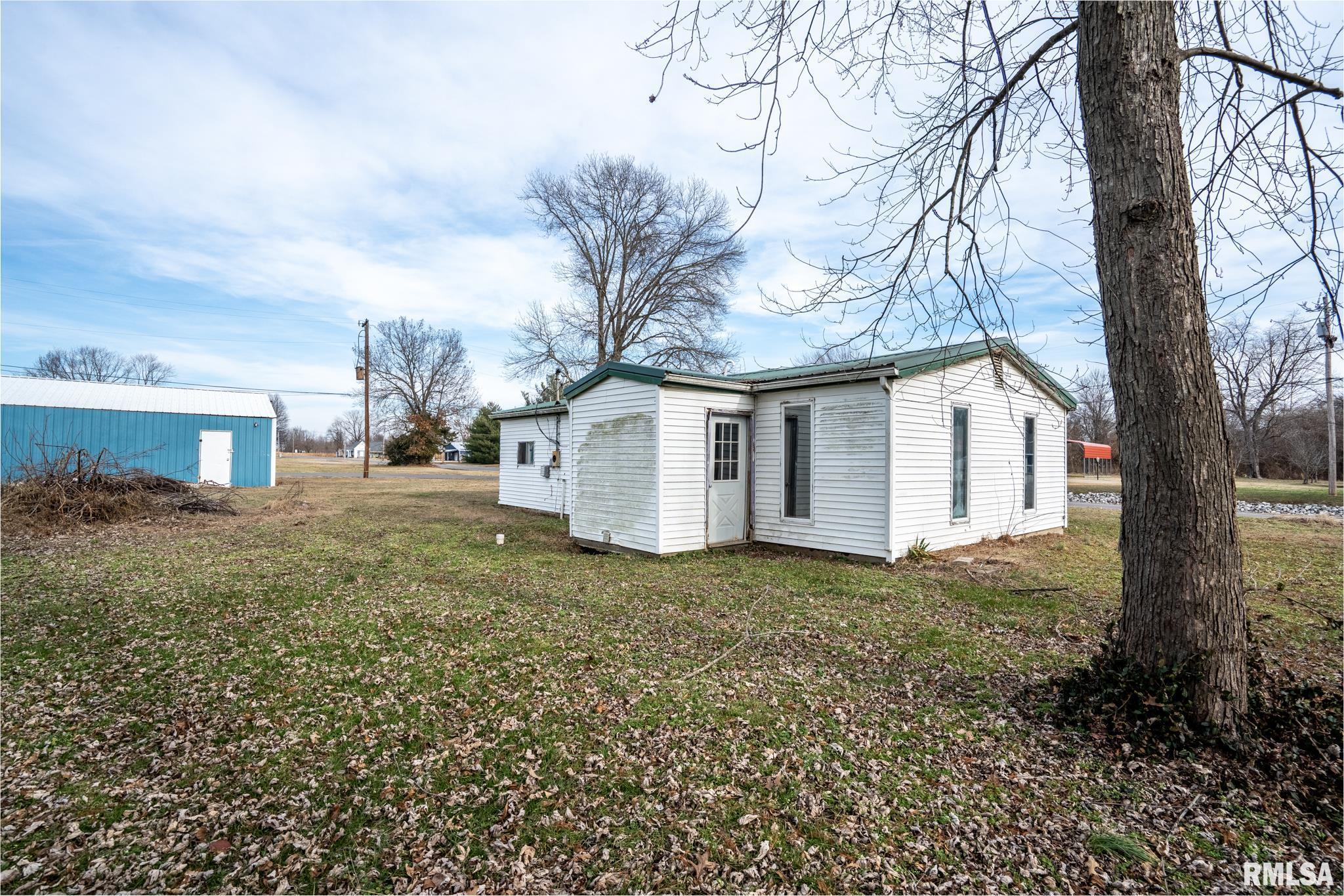 312 South Main Street Royalton, IL 62983 - Photo 11 of 17