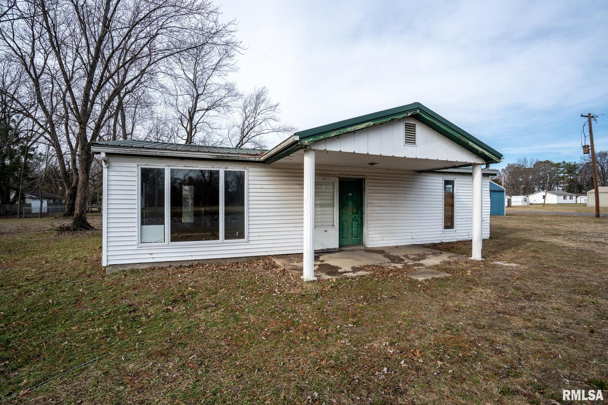 312 South Main Street Royalton, IL 62983 - Photo 2 of 17