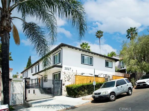 $2,950 | 2027 Vista Del Mar Avenue, Unit 6, Los Angeles, CA 90068