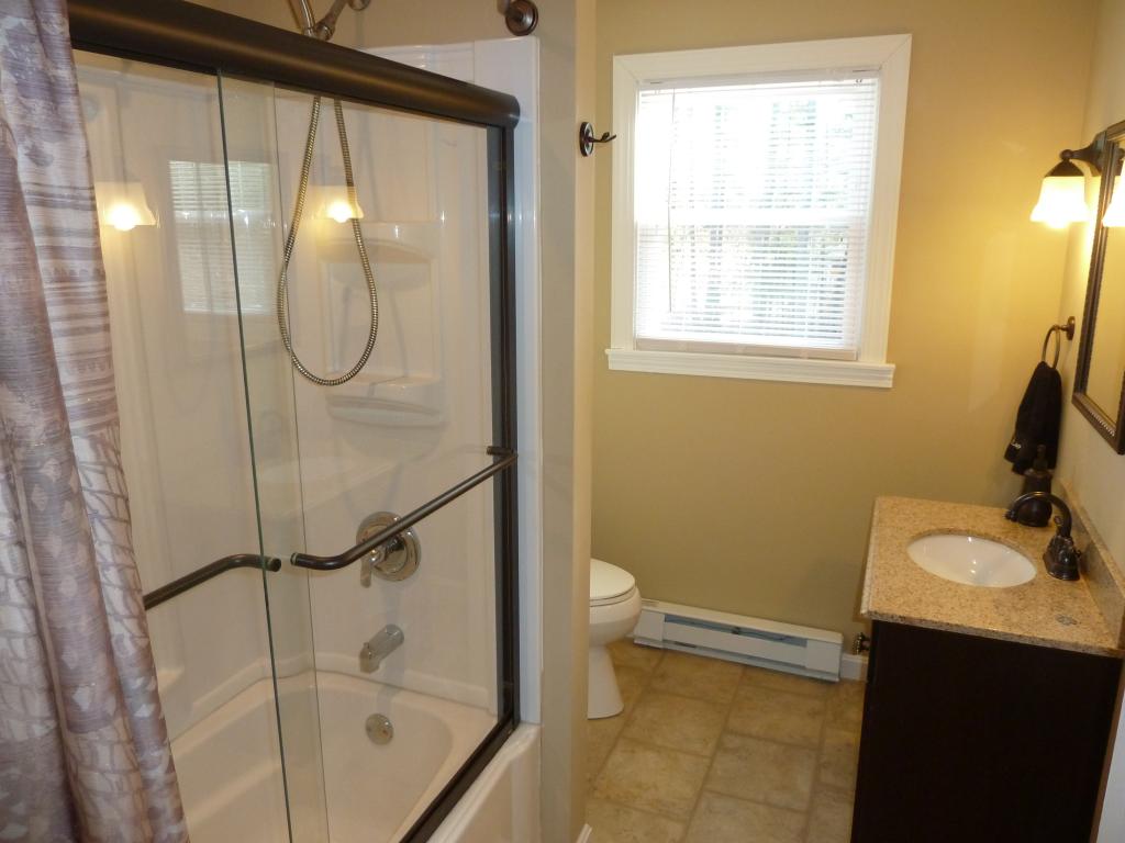 37 Wiley Hill Road Londonderry, NH 03053 - Photo 18 of 32