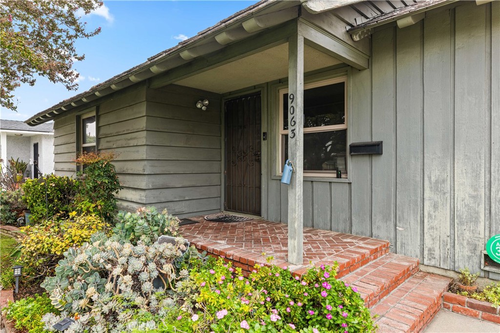 9063 Gotham Street Downey, CA 90241 - Photo 2 of 45 a backyard of a house