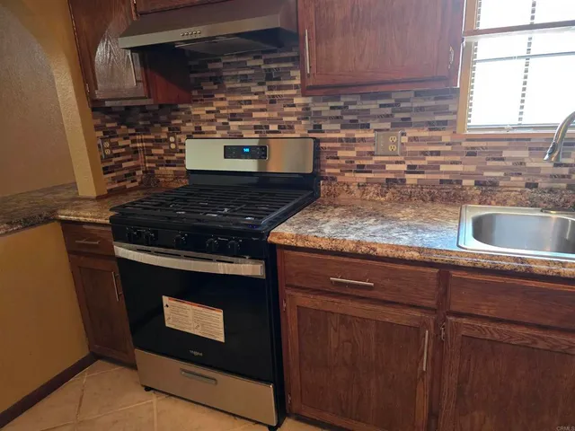 $385,000 | 704 South H Street, Imperial, CA 92251