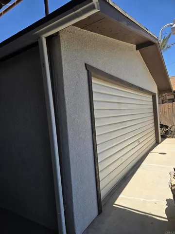 $385,000 | 704 South H Street, Imperial, CA 92251