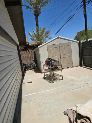 $385,000 | 704 South H Street, Imperial, CA 92251