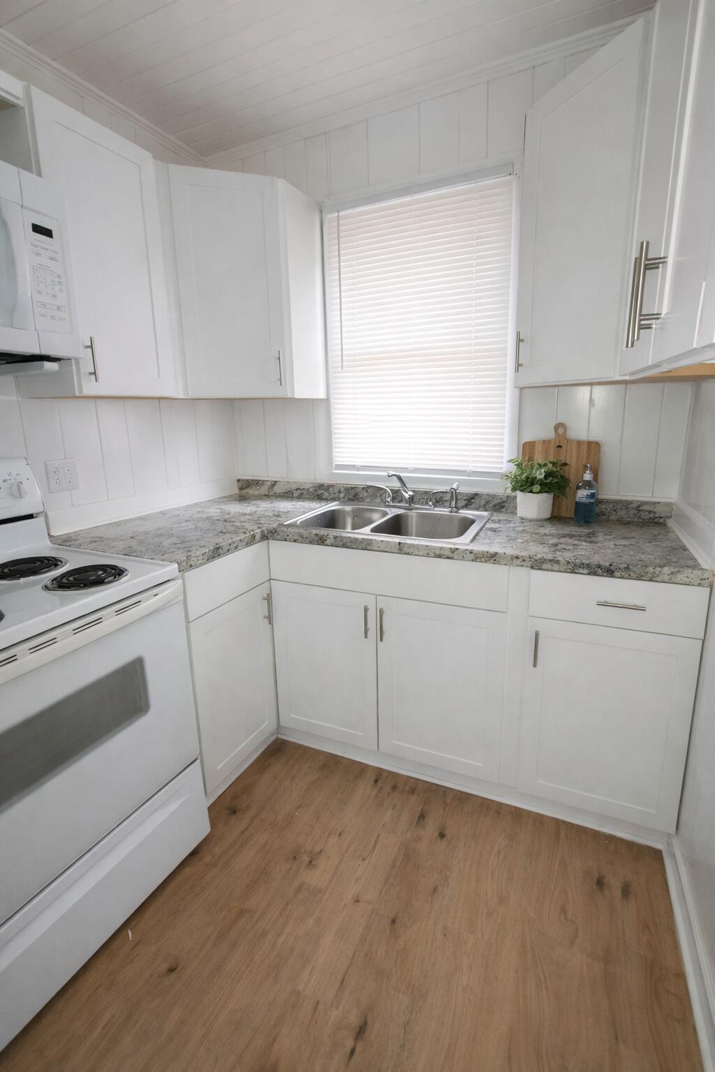 103 Holly Street East Hampton, SC 29924 - Photo 3 of 6 beyc69d92bcc282ee