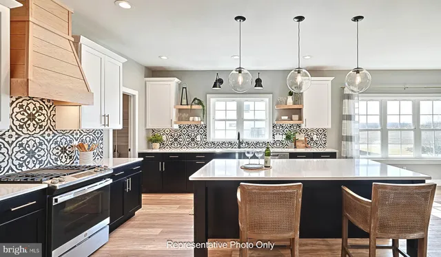 $653,900 | 528 Winding Crk Boulevard, Annville, PA 17003