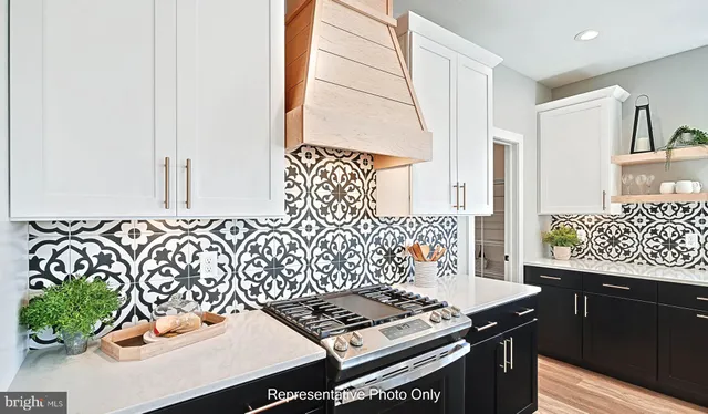 $653,900 | 528 Winding Crk Boulevard, Annville, PA 17003