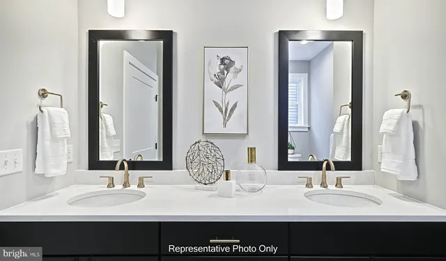 $653,900 | 528 Winding Crk Boulevard, Annville, PA 17003