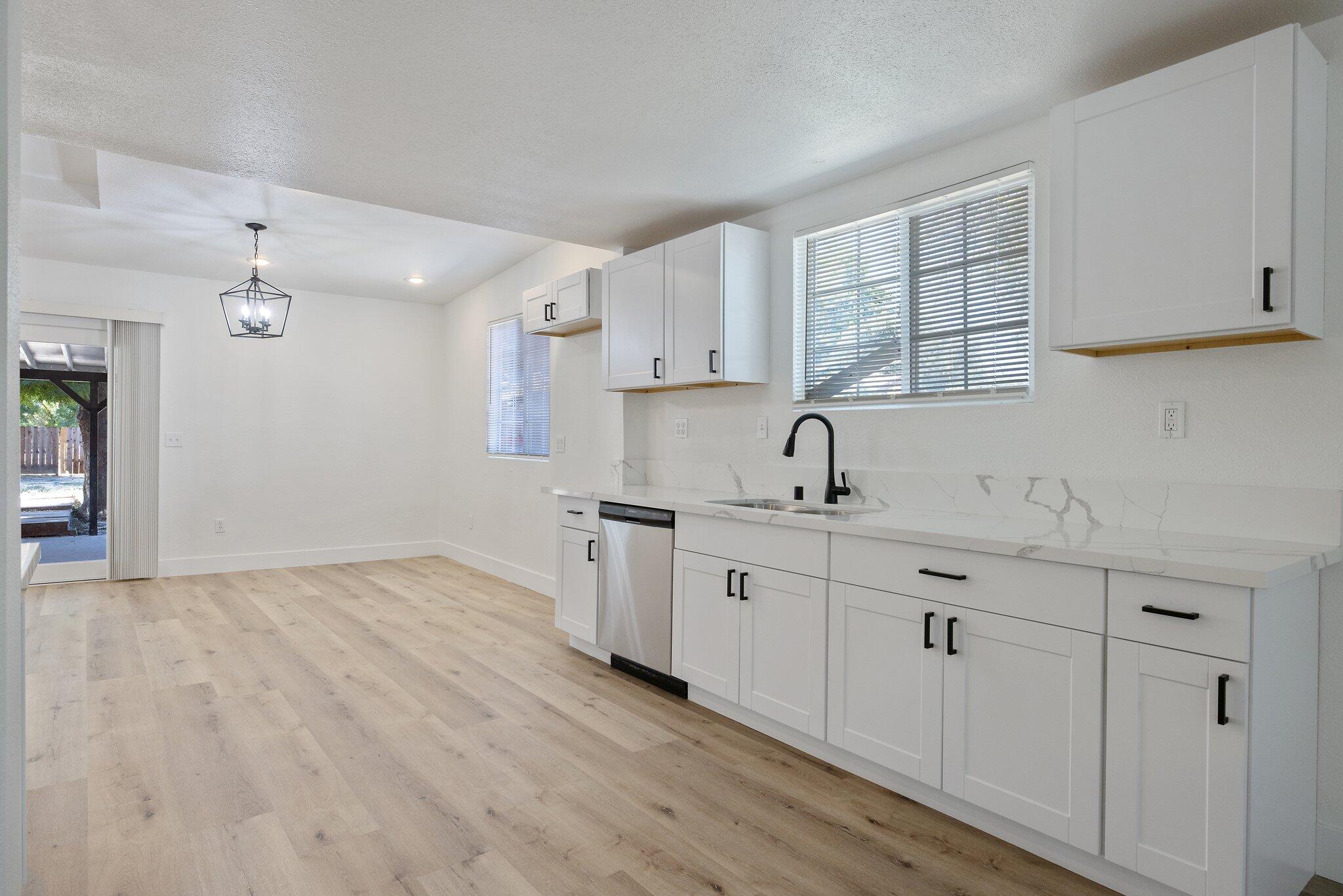 1737 North Coffee Street Merced, CA 95341 - Photo 11 of 62 11-web-or-mls-713A2996