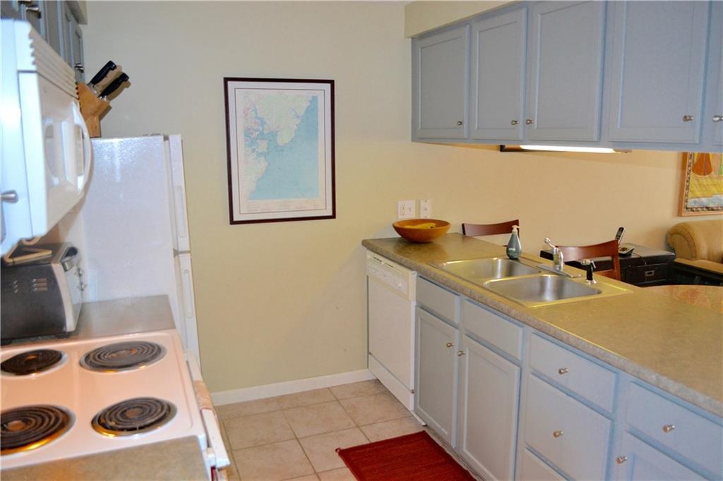 8 Elizabeth Road, Unit 8 South Berwick, ME 03908 - Photo 8 of 14 Photo