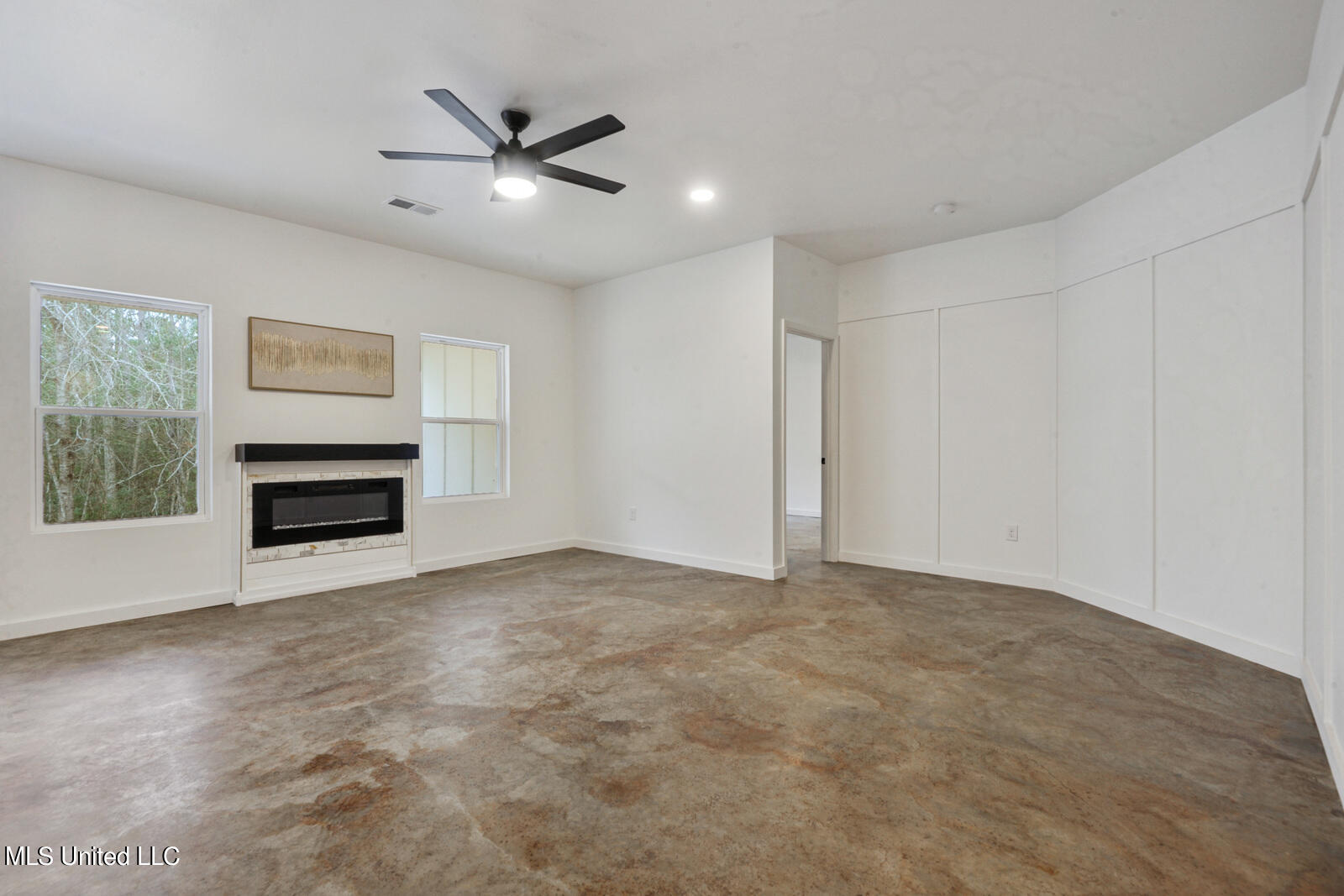19085 East Highland Drive Saucier, MS 39574 - Photo 7 of 28 202591_007_1600x1067_mls