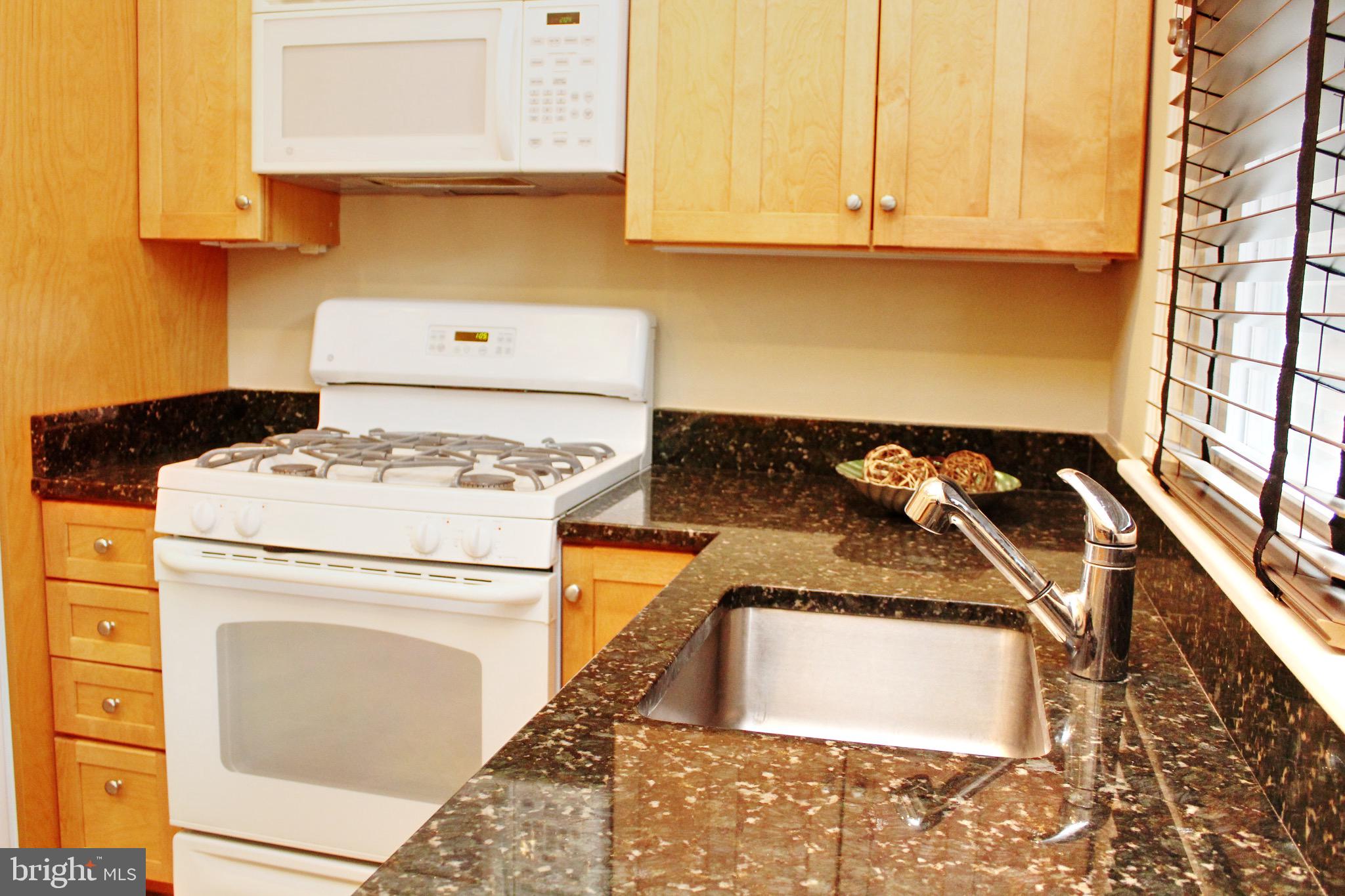 1731 Riggs Place Northwest, Unit 2 Washington, DC 20009 - Photo 21 of 24