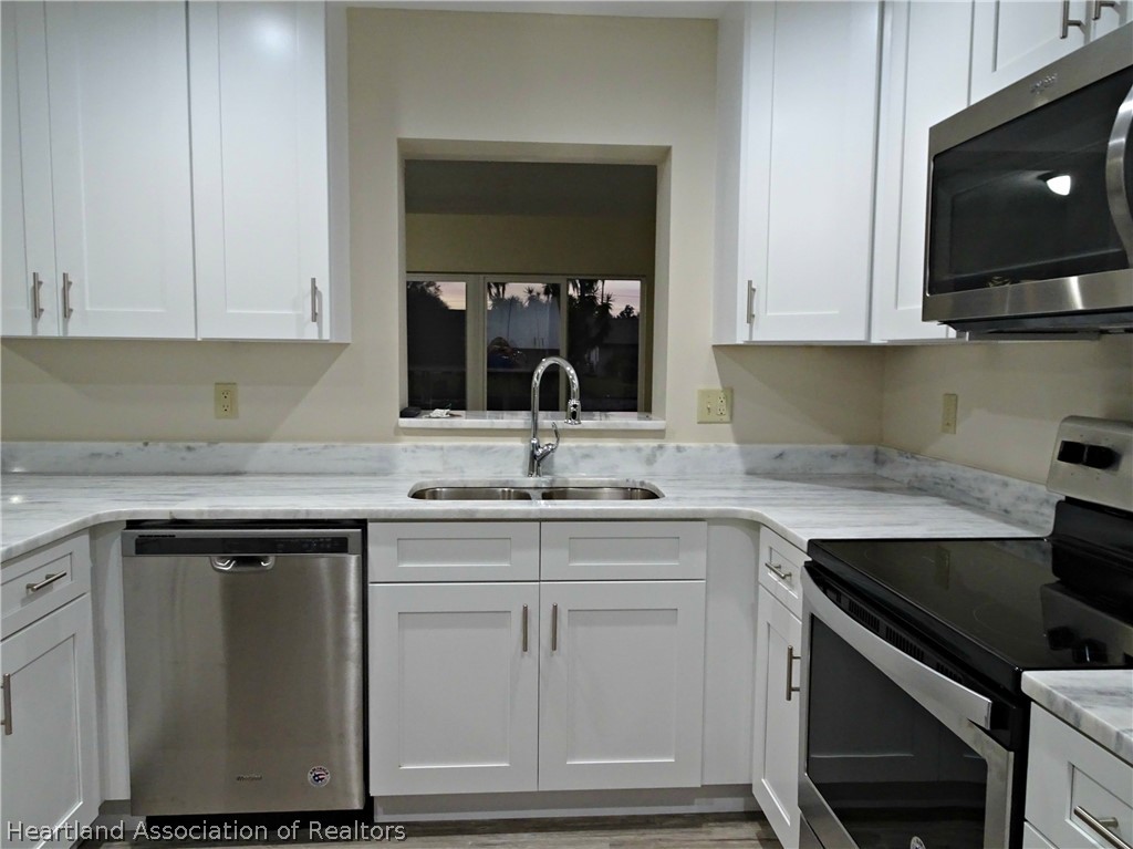 143 Loquat Road Northeast Lake Placid, FL 33852 - Photo 6 of 21 Gallery Image 6