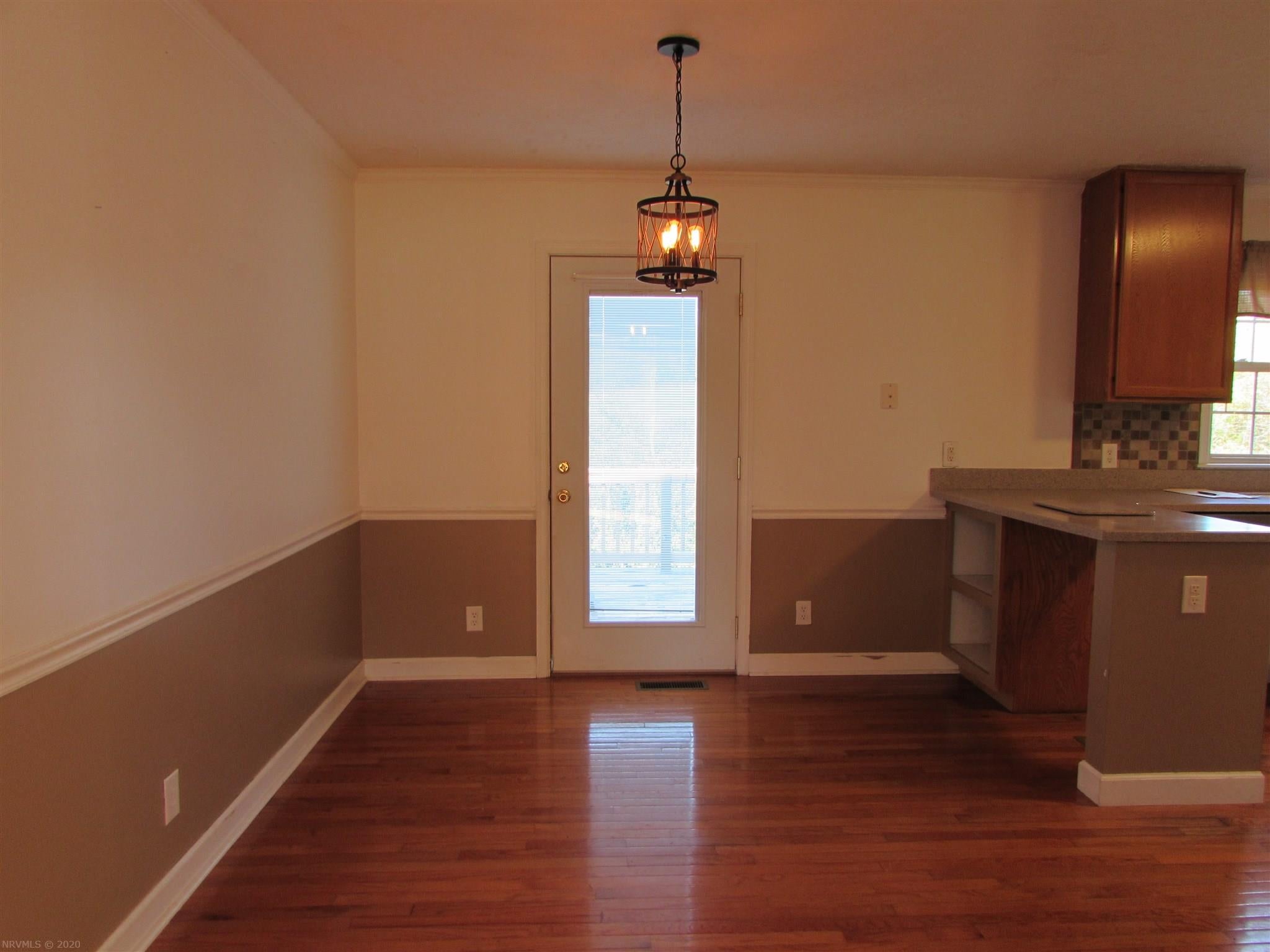 2313 Peppers Ferry Road Pulaski, VA 24301 - Photo 9 of 38 Gallery Image 9