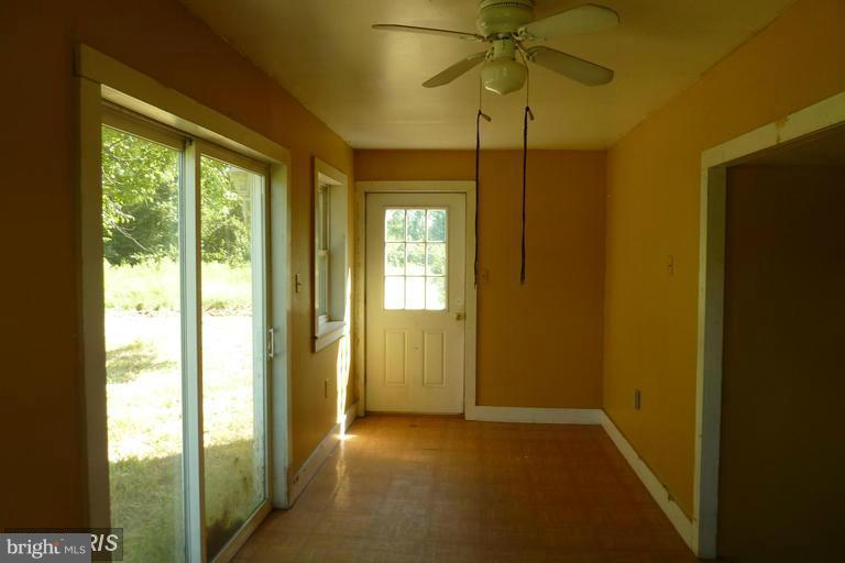 2248 Elliott Island Road Vienna, MD 21869 - Photo 6 of 10 a view of a bathroom from a windows