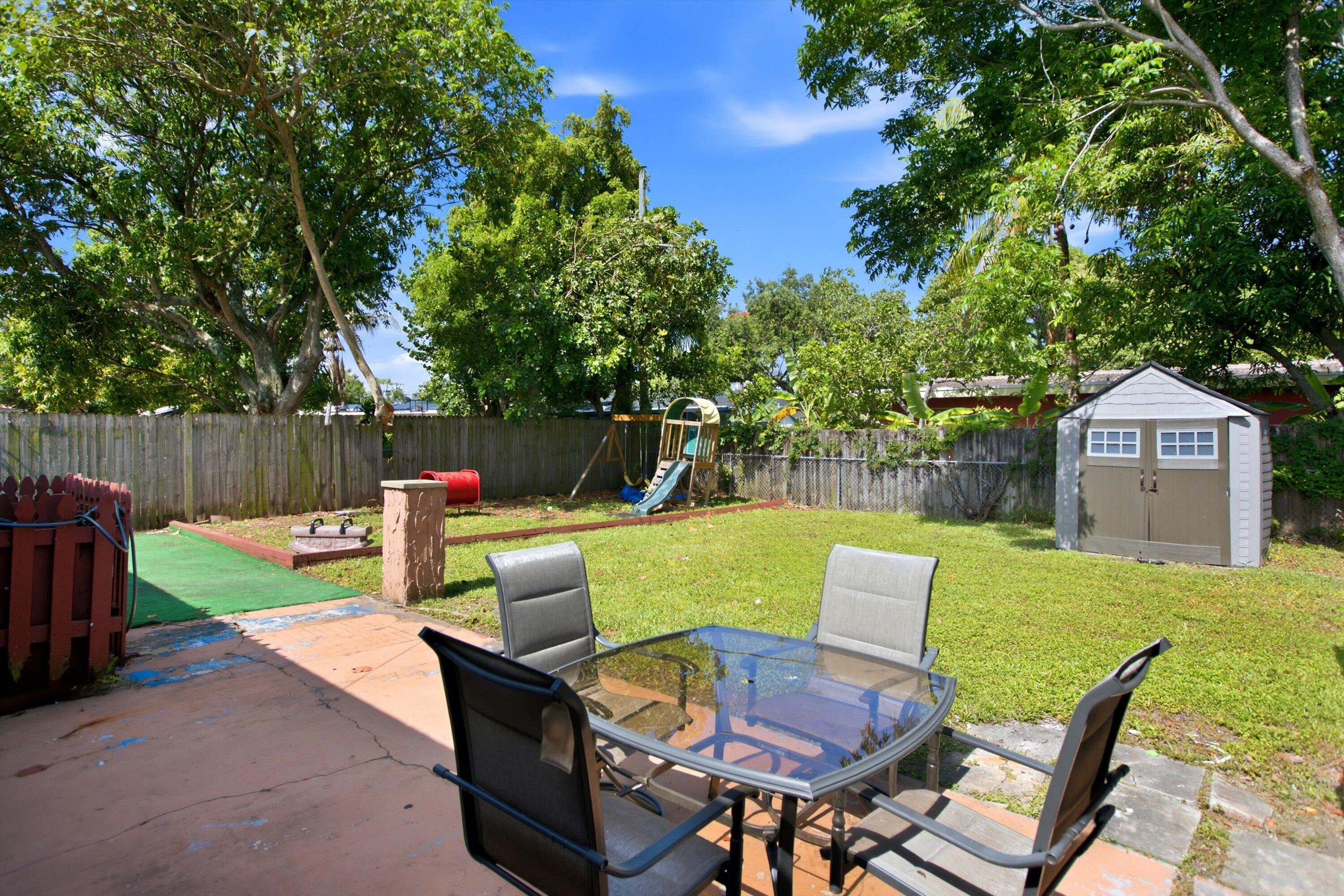 1671 North Cypress Road Pompano Beach, FL 33060 - Photo 19 of 34 26-Property Photo 026