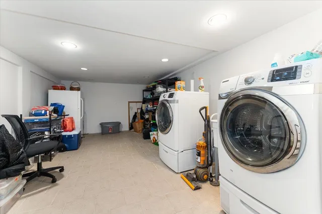 $899,000 | 1434 Noel Avenue, Hewlett, NY 11557