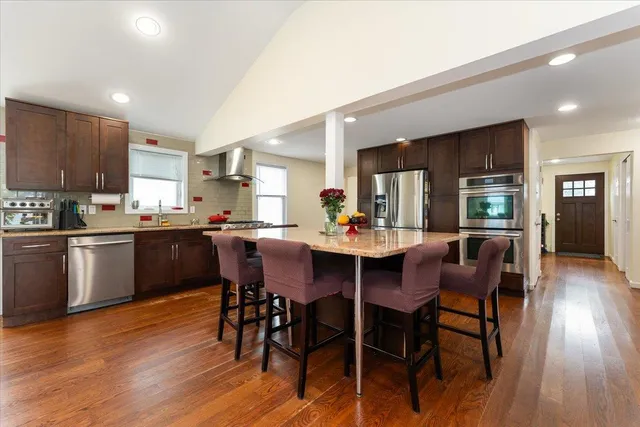 $899,000 | 1434 Noel Avenue, Hewlett, NY 11557