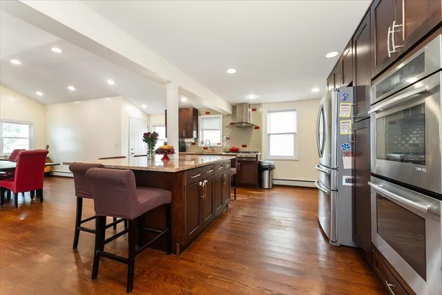 $899,000 | 1434 Noel Avenue, Hewlett, NY 11557