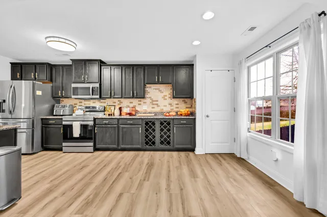 $2,500 | 1838 Patricia Drive, Clarksville, TN 37040