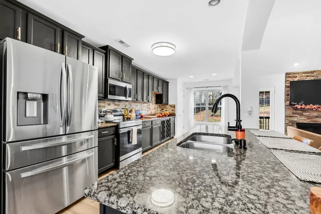 $2,500 | 1838 Patricia Drive, Clarksville, TN 37040