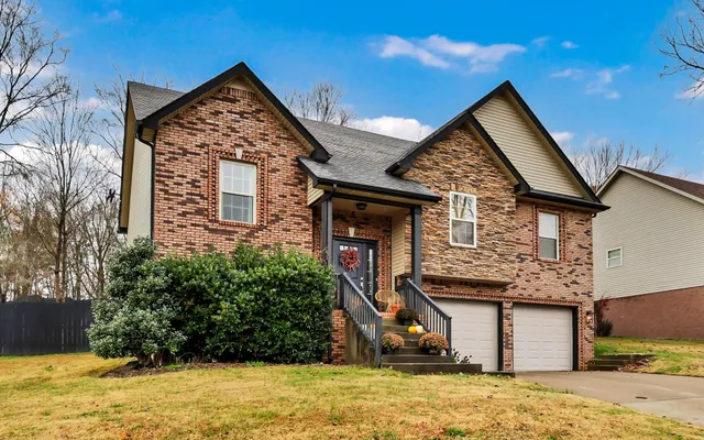 $2,500 | 1838 Patricia Drive, Clarksville, TN 37040