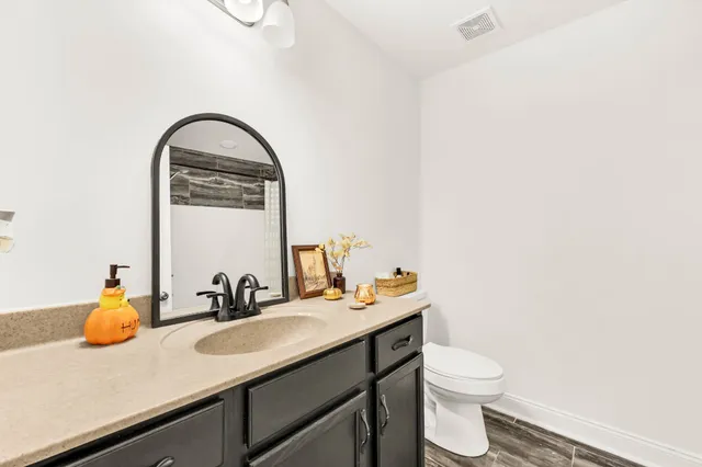 $2,500 | 1838 Patricia Drive, Clarksville, TN 37040