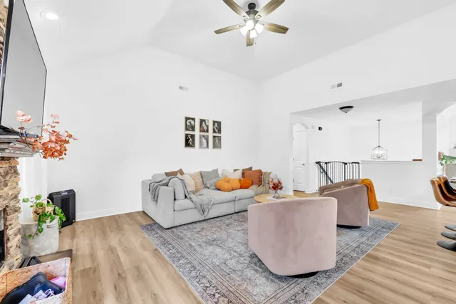 $2,500 | 1838 Patricia Drive, Clarksville, TN 37040