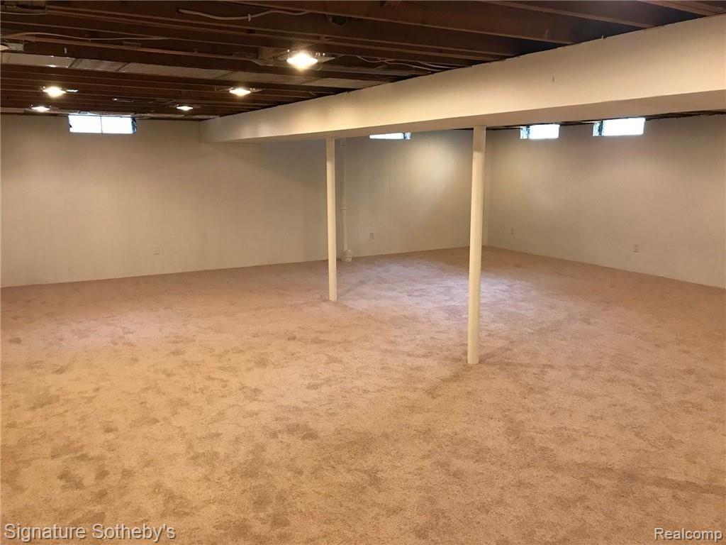 28512 Quail Hollow Road Farmington Hills, MI 48331 - Photo 23 of 28