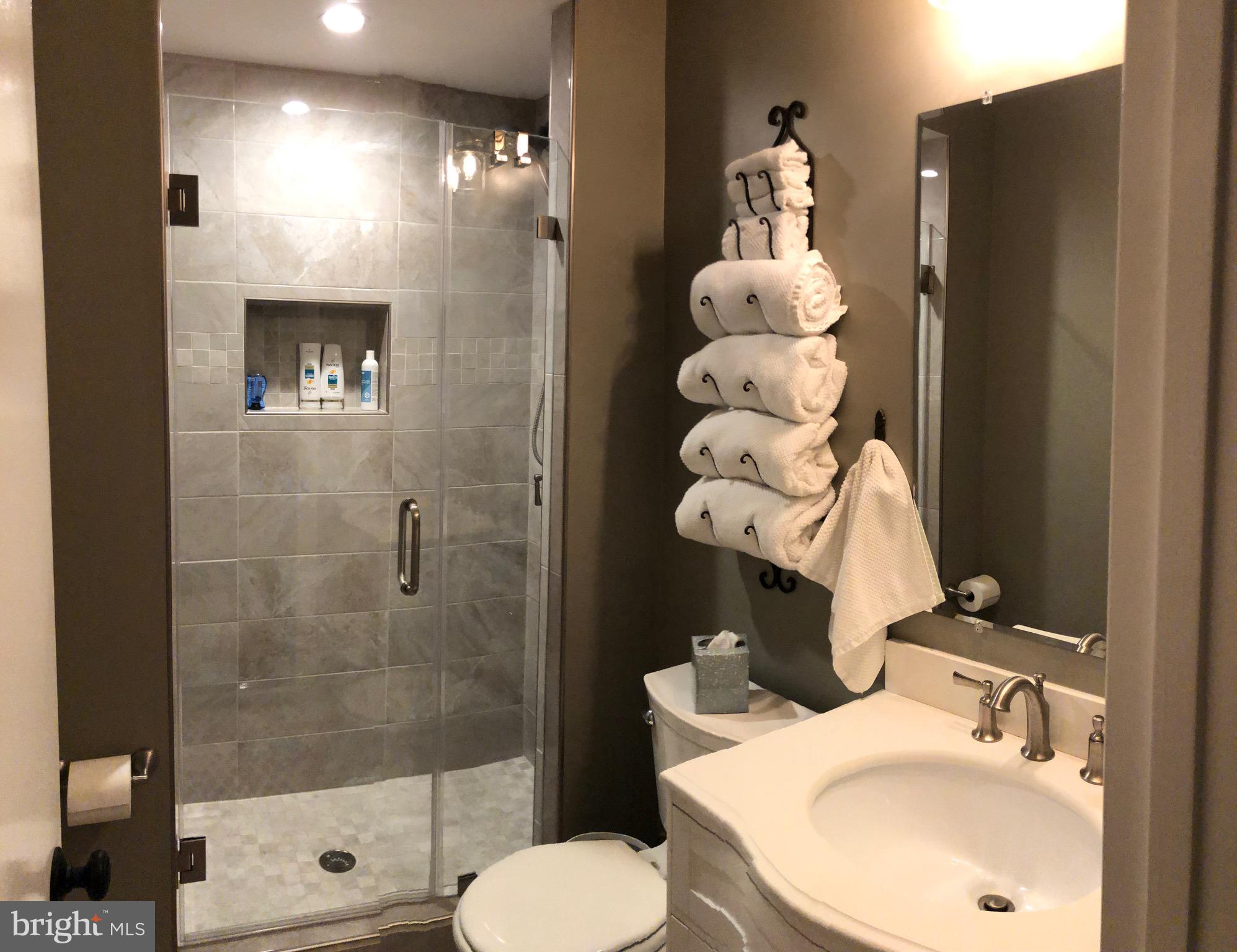 1311 Wedgewood Manor Way Reston, VA 20194 - Photo 9 of 13