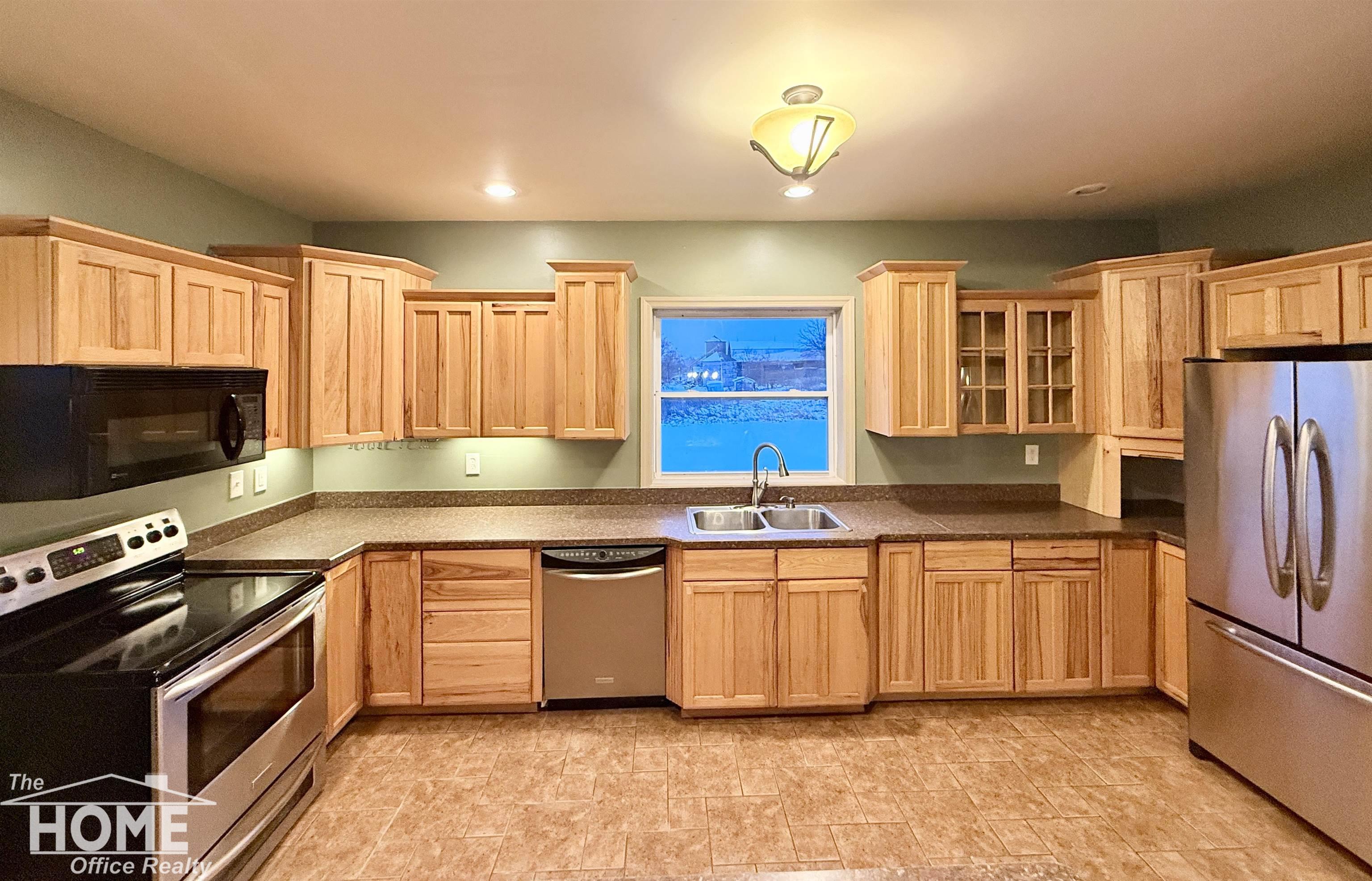 8324 Goodall Road Durand, MI 48429 - Photo 8 of 40 50195612-3c227f7d-0e13-4716-a6b6-271636272ef9.JPG
