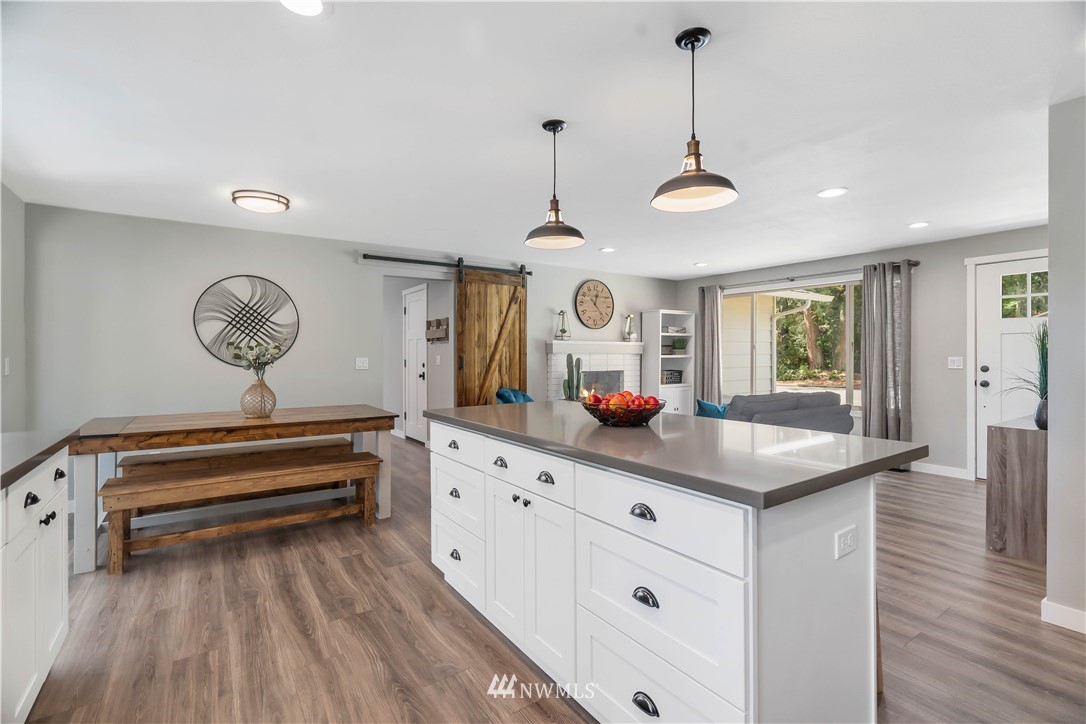 14424 158th Place Southeast Renton, WA 98059 - Photo 11 of 35 Gallery Image 11