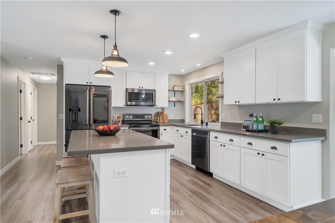 14424 158th Place Southeast Renton, WA 98059 - Photo 20 of 35 Gallery Image 20
