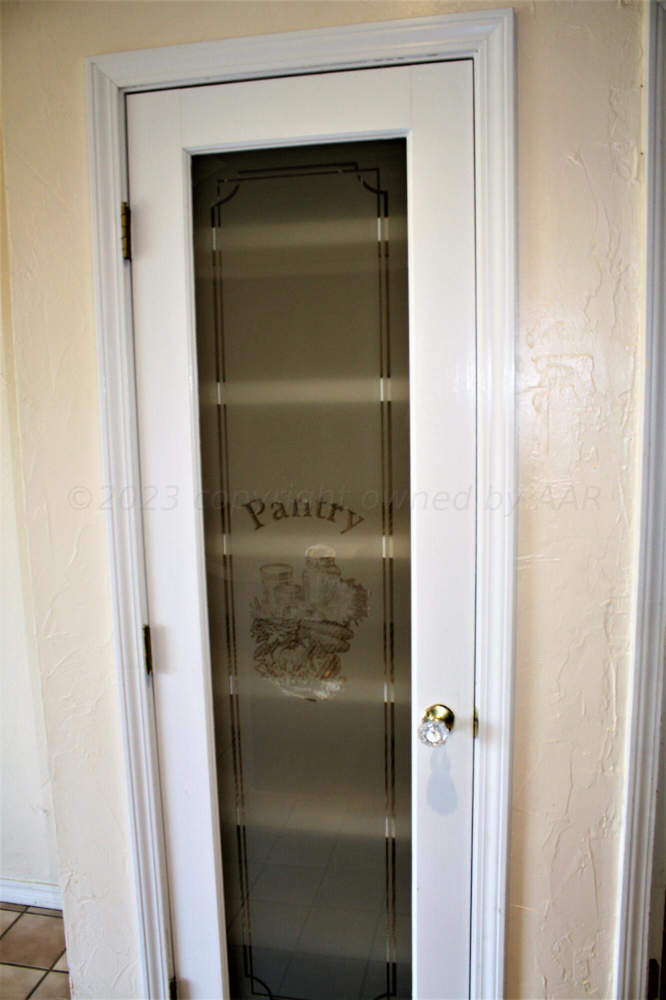 8800 Dowell Road Amarillo, TX 79119 - Photo 10 of 18 11 Pantry1