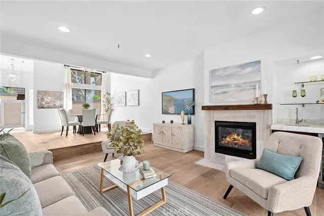 $1,295,000 | 49 Canyon Island Drive, Newport Beach, CA 92660