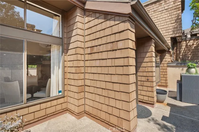 $1,295,000 | 49 Canyon Island Drive, Newport Beach, CA 92660