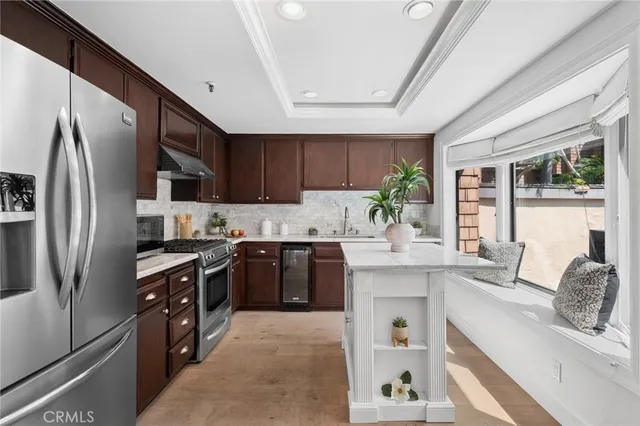 $1,295,000 | 49 Canyon Island Drive, Newport Beach, CA 92660