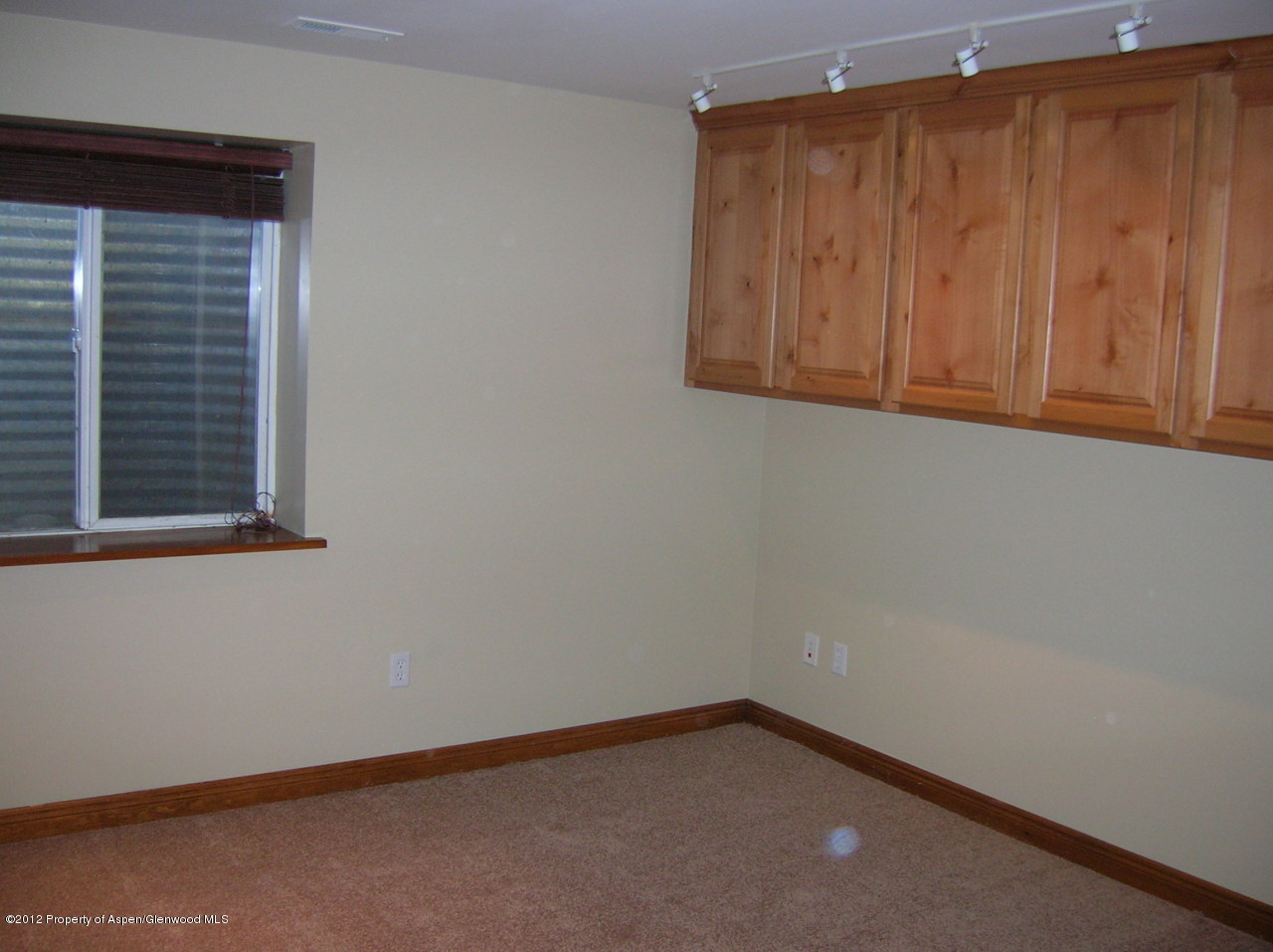 612 Surrey Road Carbondale, CO 81623 - Photo 8 of 10 office