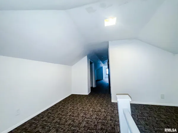 $147,000 | 300 West Goodall Street, Marion, IL 62959