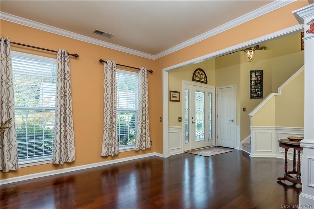 518 Clearbrook Road Matthews, NC 28105 - Photo 3 of 24 Gallery Image 3