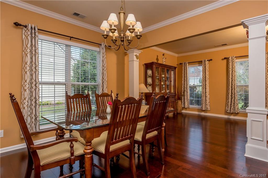 518 Clearbrook Road Matthews, NC 28105 - Photo 4 of 24 Gallery Image 4
