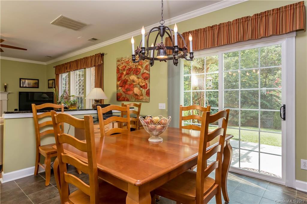 518 Clearbrook Road Matthews, NC 28105 - Photo 10 of 24 Gallery Image 10