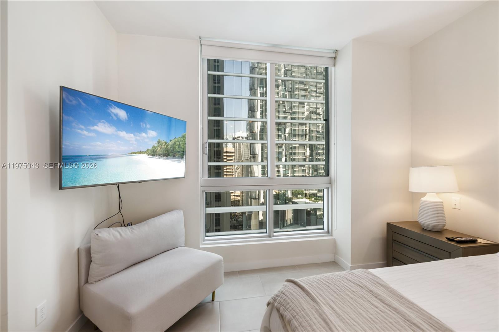 300 South Biscayne Boulevard, Unit T1502 Miami, FL 33131 - Photo 14 of 24