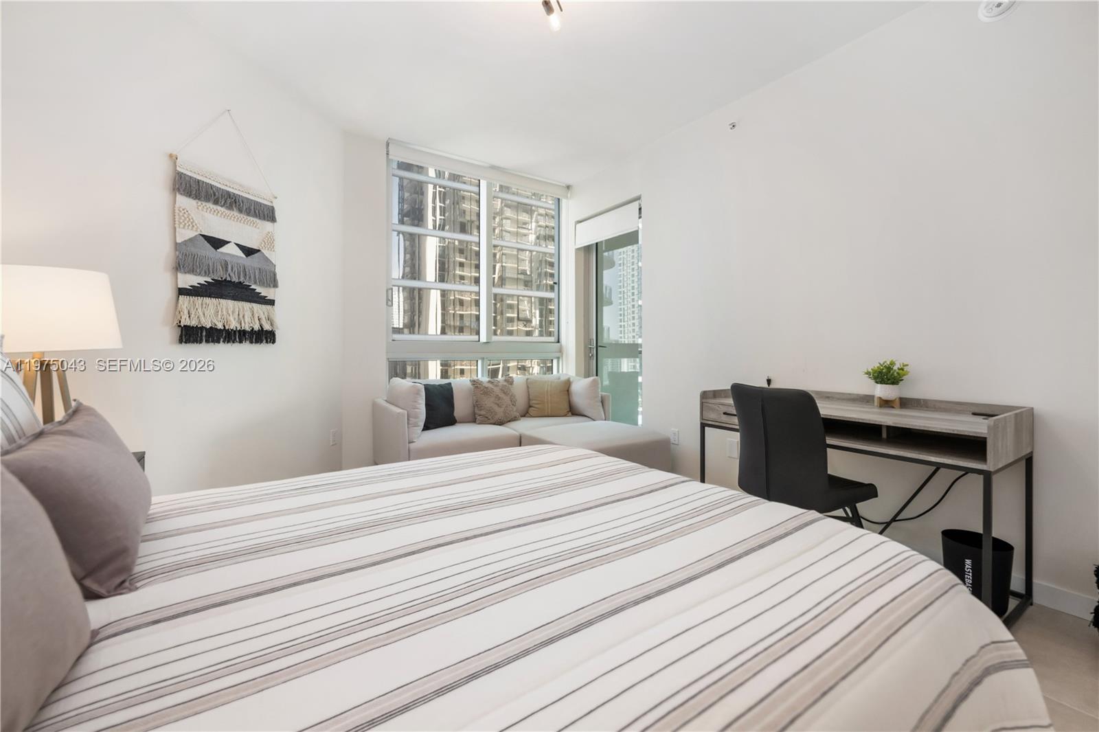 300 South Biscayne Boulevard, Unit T1502 Miami, FL 33131 - Photo 17 of 24