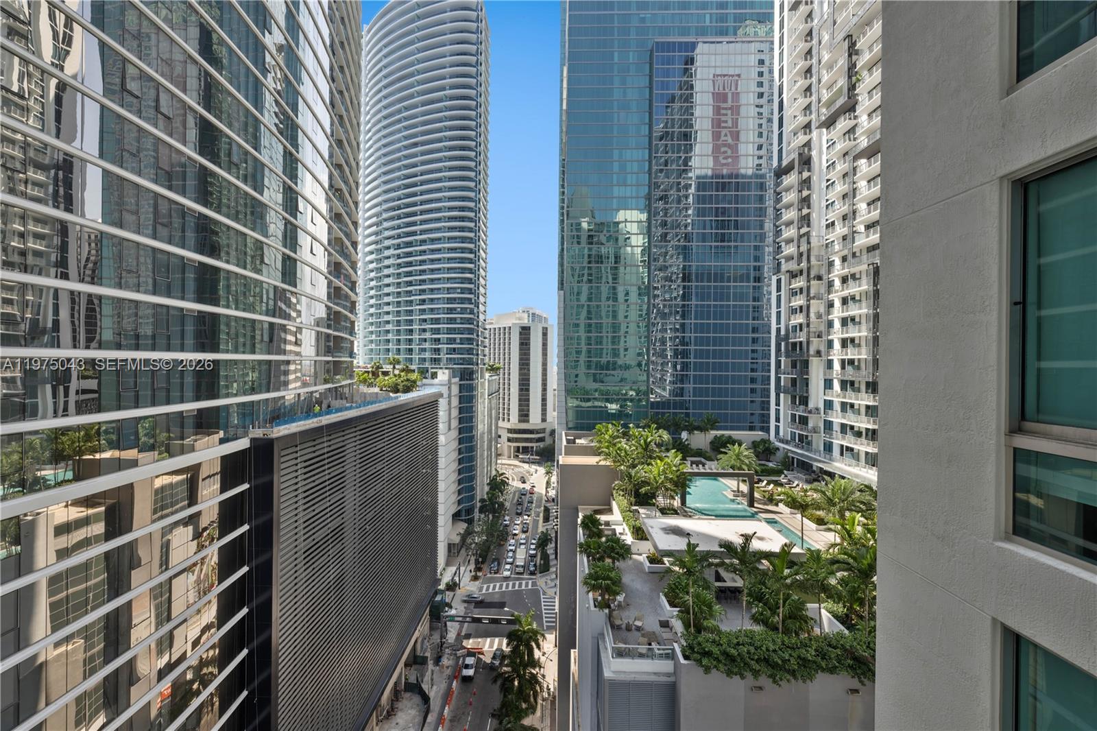 300 South Biscayne Boulevard, Unit T1502 Miami, FL 33131 - Photo 23 of 24