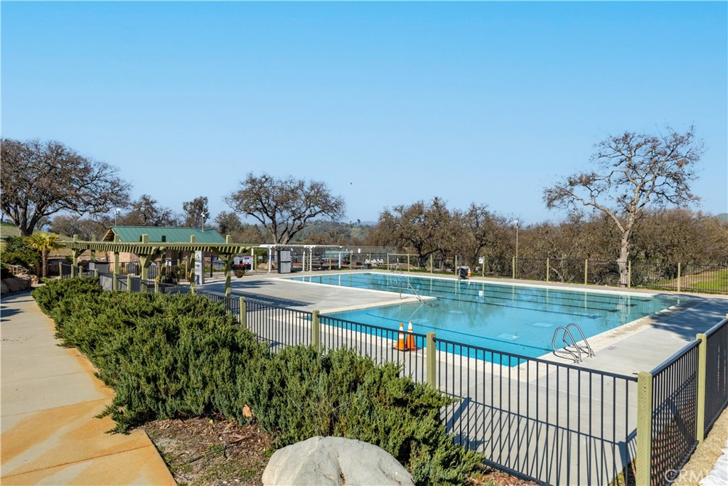 3260 Timberline Drive Paso Robles, CA 93446 - Photo 16 of 20 Main pool